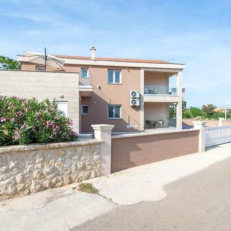Apartmani Velic 维尔 外观 照片
